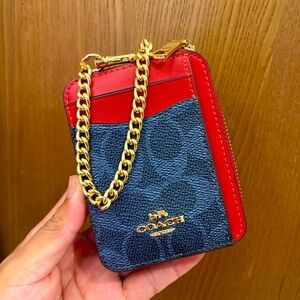 Coach Zip Card Case In Signature Canvas # CW883